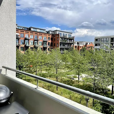 Apartment Designerwohnung Mit Balkon Und Wintergarten