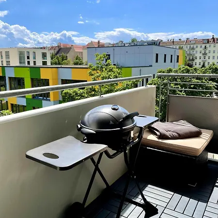 Designerwohnung Mit Balkon Und Wintergarten