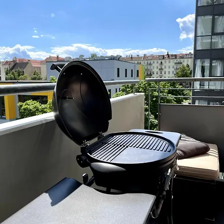 Designerwohnung Mit Balkon Und Wintergarten